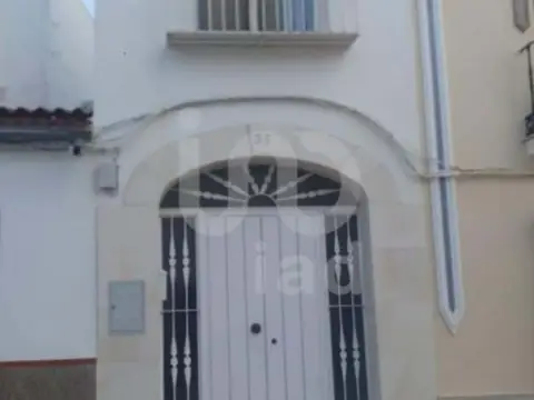 Casa en Fuentes de Andalucía