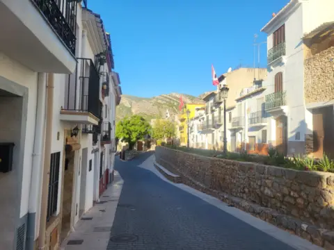 Casa en calle de Enmedio, 5