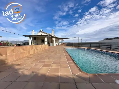 Chalet en Abrera