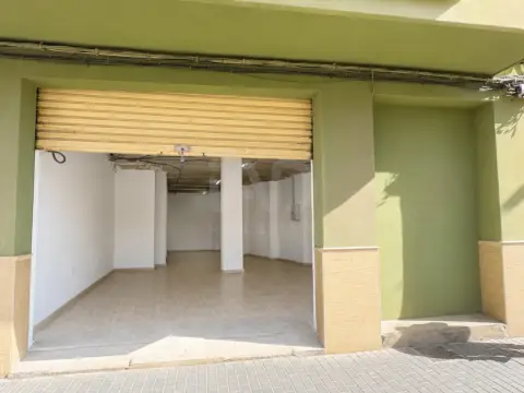 Local comercial en Huerta Sur