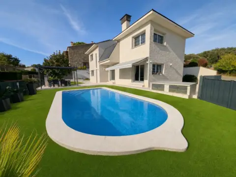 Chalet en Montilivi-Palau