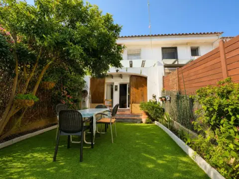 Casa en Fenals-Santa Clotilde
