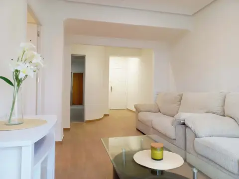 Piso en calle Avenida Periodista Rodolf Salazar 3, nº 3