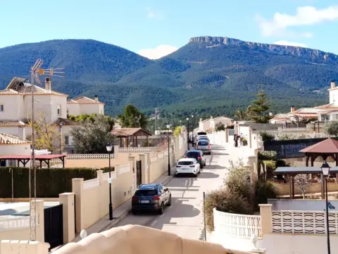 Chalet en Castalla