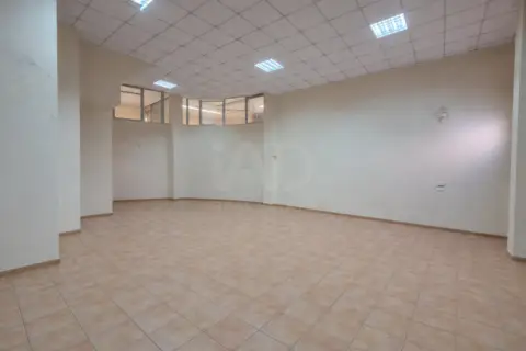 Local comercial en Plana Baja