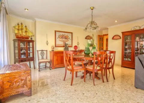 Piso en calle Romaní, 1