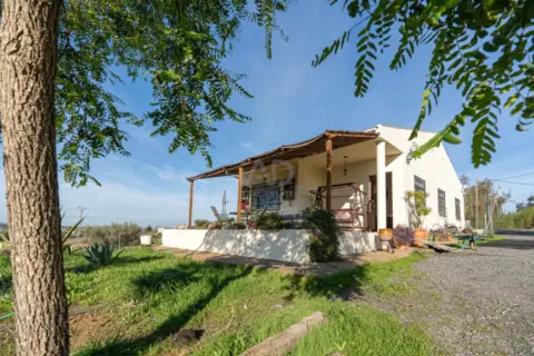 Finca rústica en calle N-431