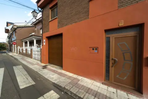 Casa en La Virgen del Camino