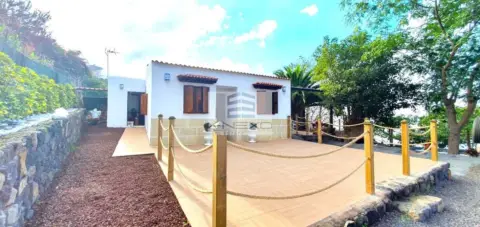 Finca rústica en La Vega-El Amparo-Cueva del Viento