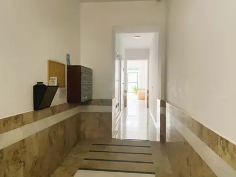 Piso en Núcleo Urbano-Urbanizaciones