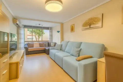 Piso en calle de Salvador Allende, 7