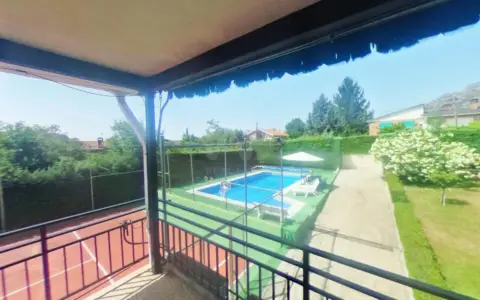 Chalet en La Cabrera