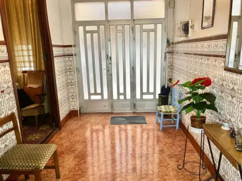 Casa en Camí d'Onda-Salesians-Centre