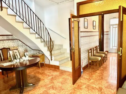 Casa en Camí d'Onda-Salesians-Centre