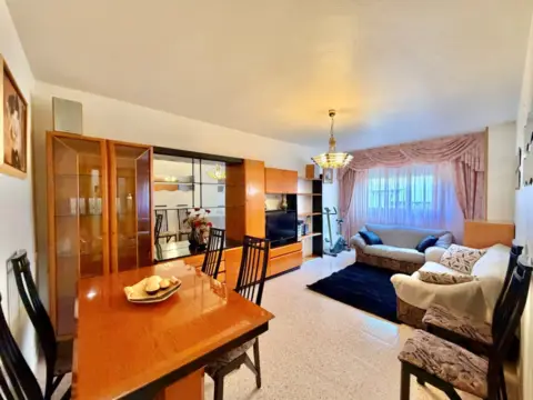 Piso en calle de la Caña, 4