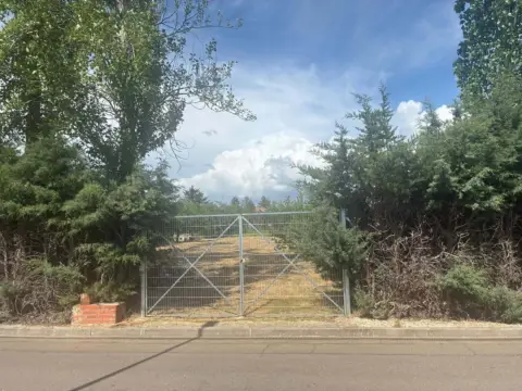 Terreno en Villamayor