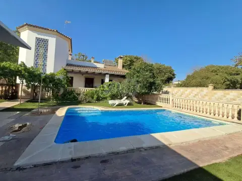 Chalet en El Drago