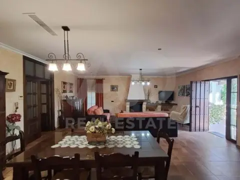 Chalet en El Drago