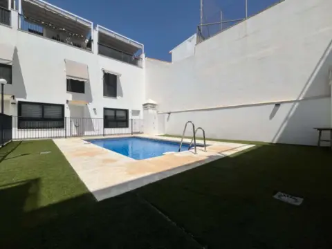 Casa en calle de Victoria Kent, 2