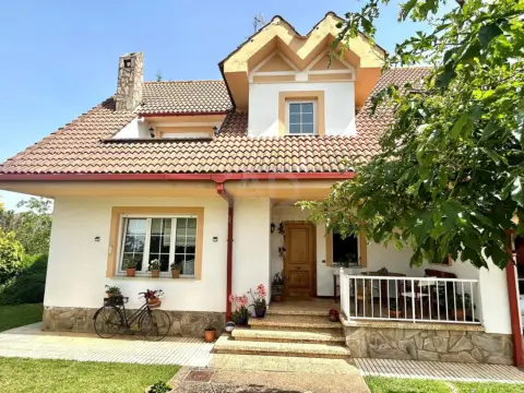 Casa en Santovenia de La Valdoncina