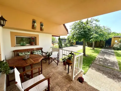 Casa en Santovenia de La Valdoncina
