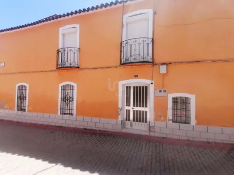 Casa en Belvís de La Jara