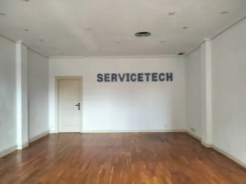 Local comercial en calle Solidaridad