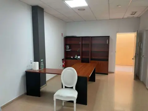 Oficina en Castell de Rey