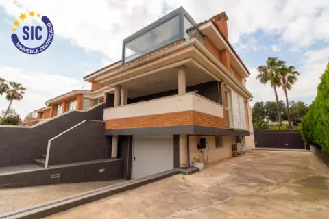 Casa en Carrer del Pintor Zuloaga