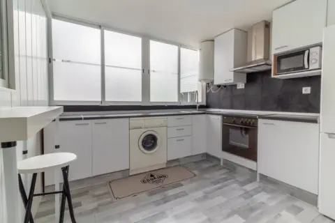 Piso en Avenida de Camp de Morvedre, 8