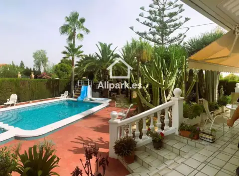 Chalet en Sol y Luz