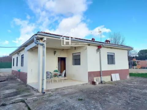 Chalet en Carrascosa de Henares
