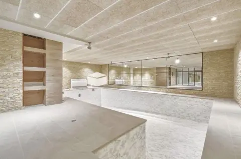 7-bedroom chalet for sale in L'Aldosa, La Massana · 11 of 60