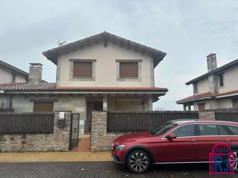 Casa adosada en Club de Golf