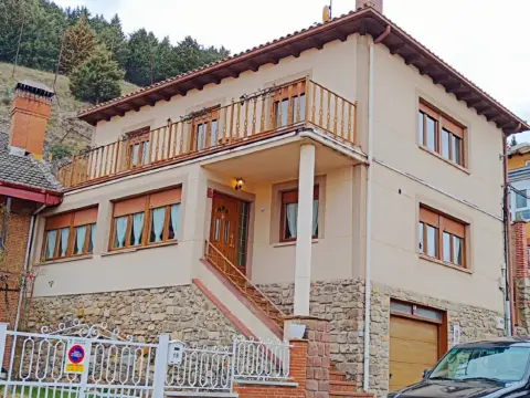 Casa en calle de los Mártires