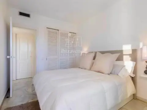 Piso en Botafoc / Talamanca