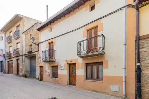 Casa en calle calle Cuesta de Montero, nº 2