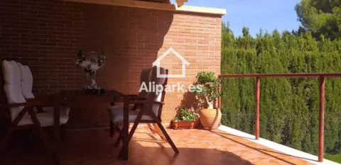 Casa adosada en Mutxamel