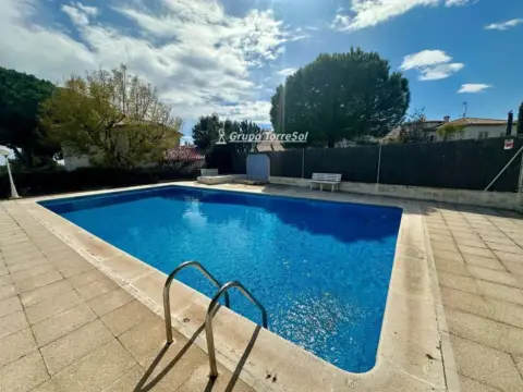 Chalet en Carrer del Litoral