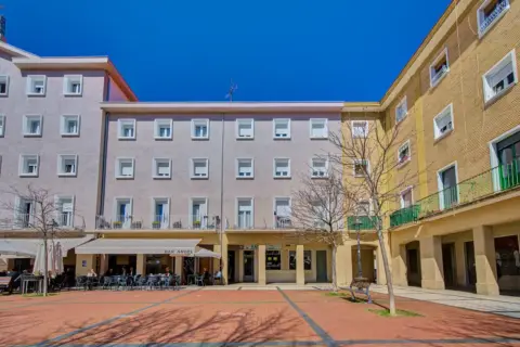Local comercial en Chantrea - Txantrea