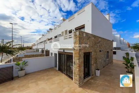 Dúplex en calle Teulada