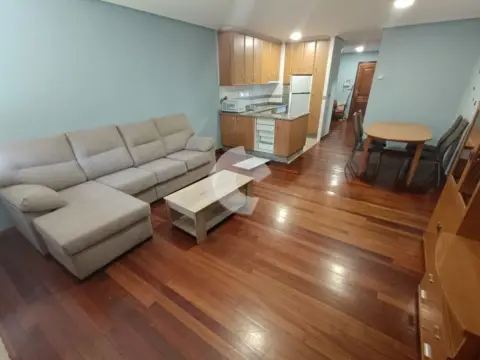 Apartamento en calle Avda- Do Regato