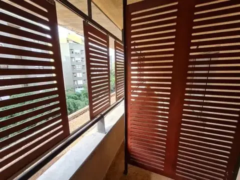 Piso en Avenida Reyes Católicos