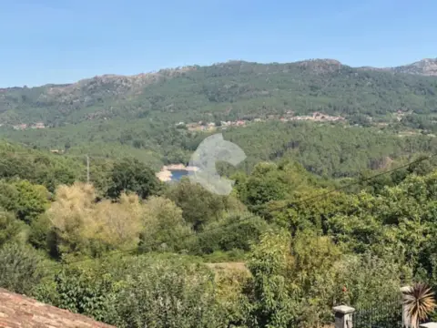 Casa en Avenida de Santa María la Real