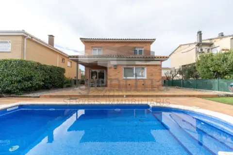 Chalet en Carrer de la Pineda