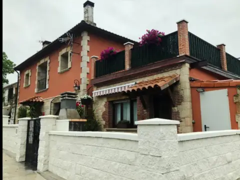 Casa en calle Bo Praves-Sierra, nº 38