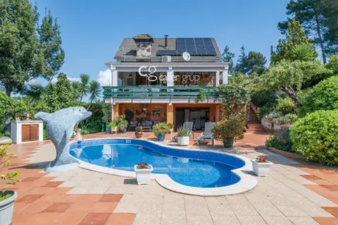 Chalet en Carrer del Bruc