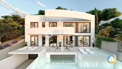 Chalet en Avenida Bernia
