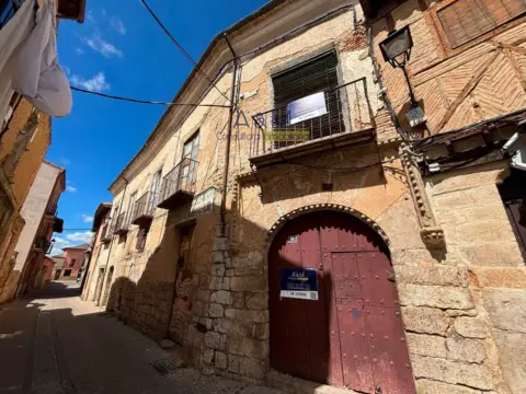 Casa en calle de la Antigua