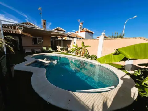 Chalet en calle Sector J